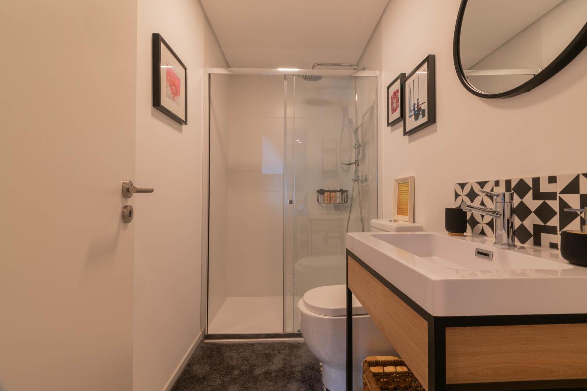Bed and Breakfast 7Min To Uni Se-Velha - Ac - Work Desk - 300Mbs Wifi Коїмбра Екстер'єр фото