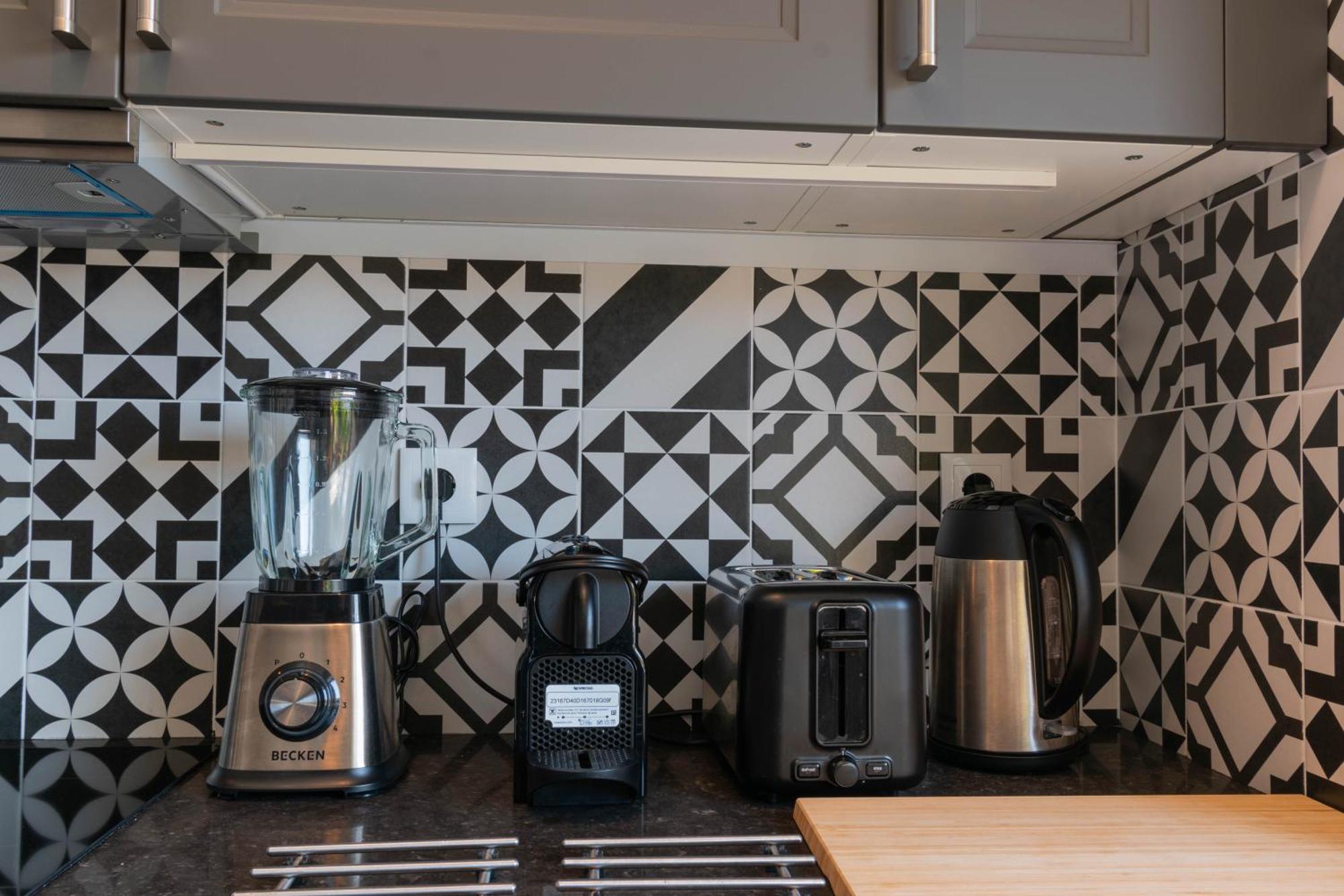 Bed and Breakfast 7Min To Uni Se-Velha - Ac - Work Desk - 300Mbs Wifi Коїмбра Екстер'єр фото